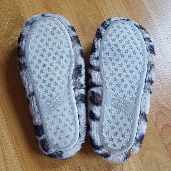 Rainforest Cafe Cheetah Print Slippers Size 7/8 M - Picture 3 of 6